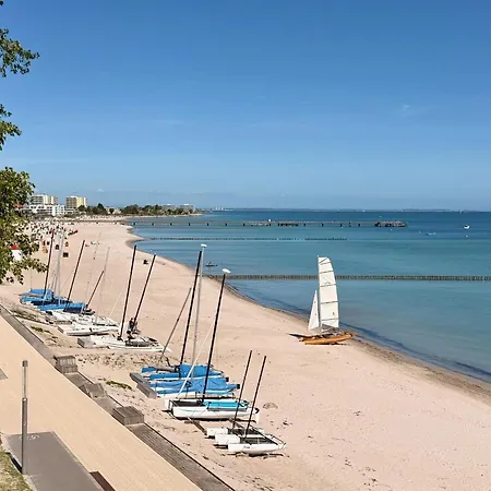 Strand-living Großenbrode